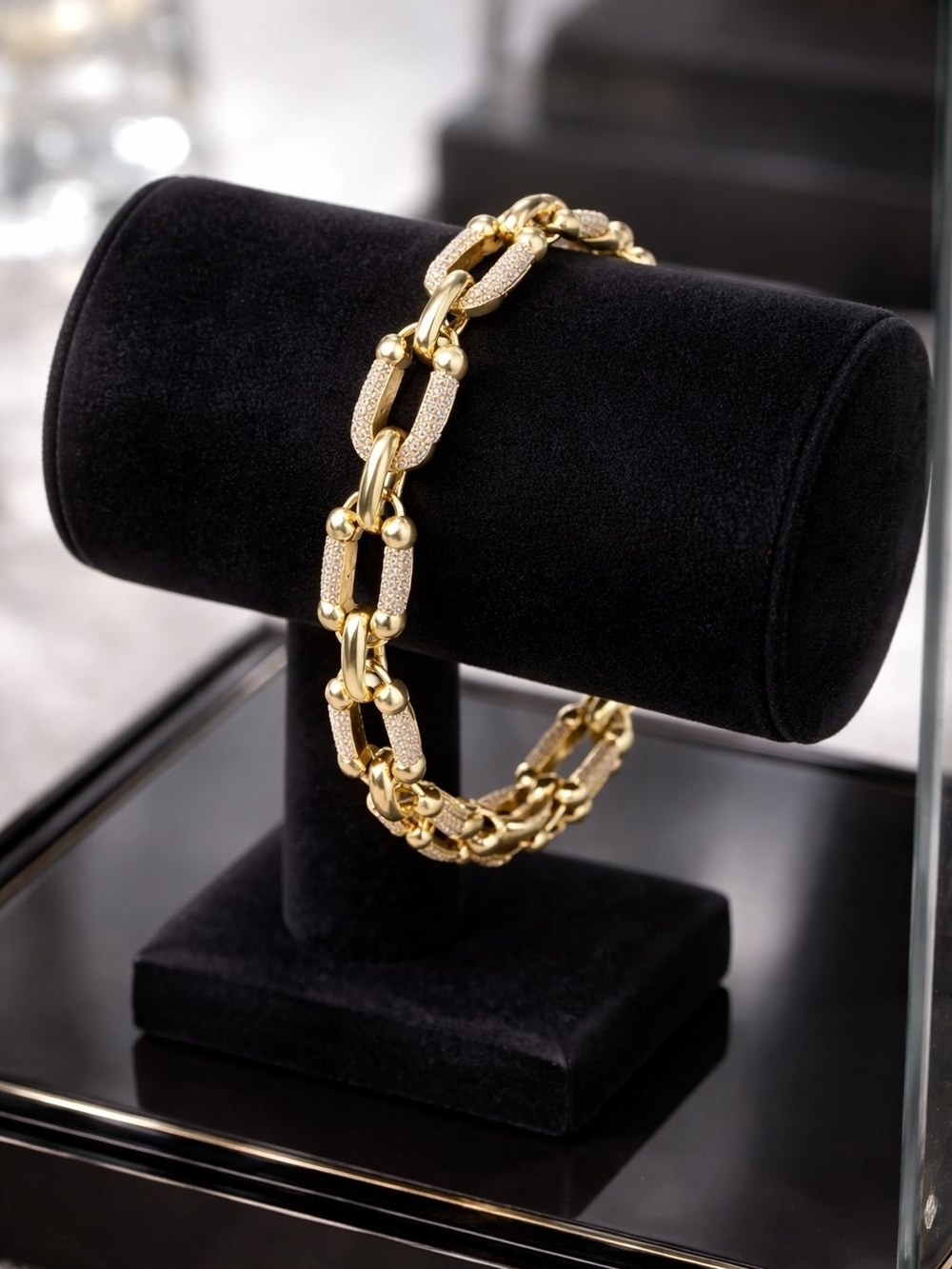 Polished Gold Link Bracelet